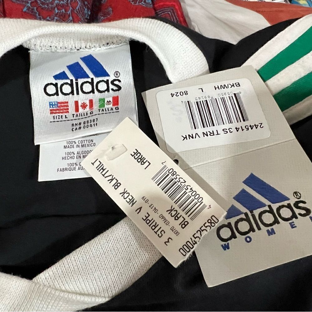 New! Adidas Pullover Crew Neck Men’s Tee Shirt Top Black Sz L - Picture 10 of 10
